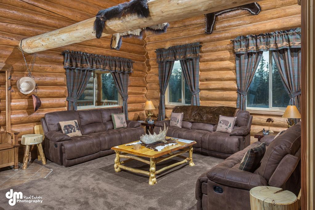 Alaska Knotty Pine B&B ปาล์มเมอร์ ภายนอก รูปภาพ